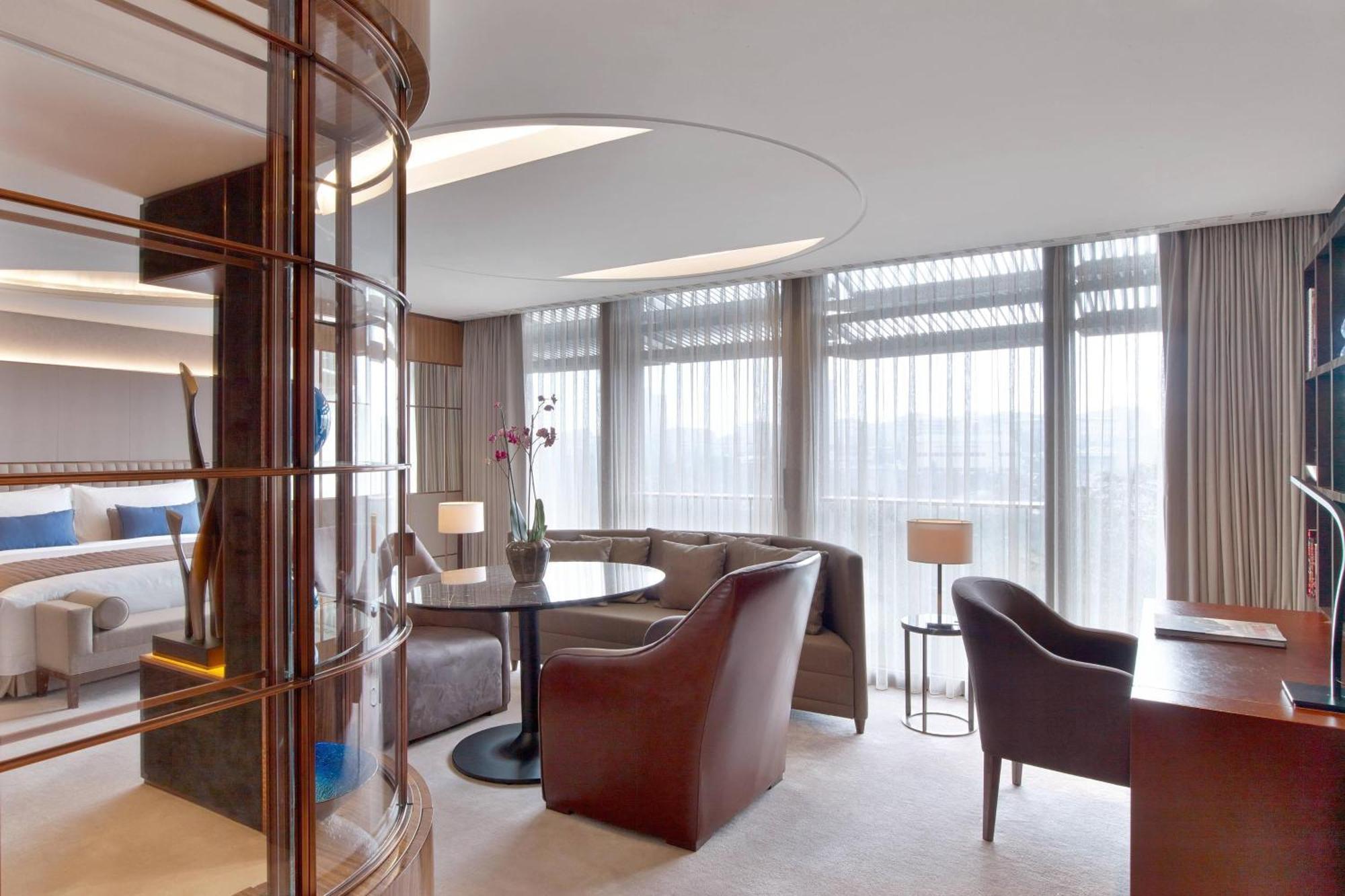 The St. Regis Istanbul Hotel Exterior photo