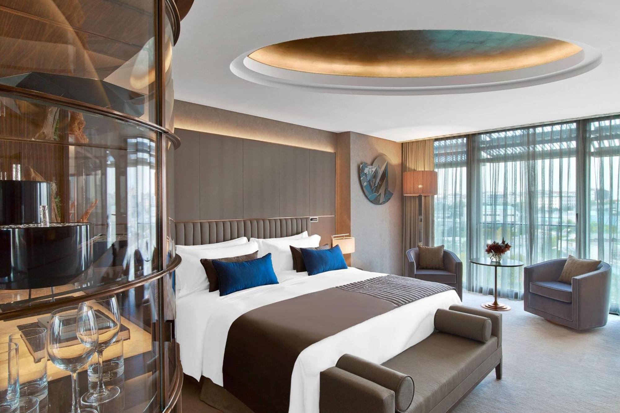 The St. Regis Istanbul Hotel Exterior photo